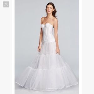 Ball gown slip